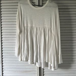 Super cute long sleeve white shirt